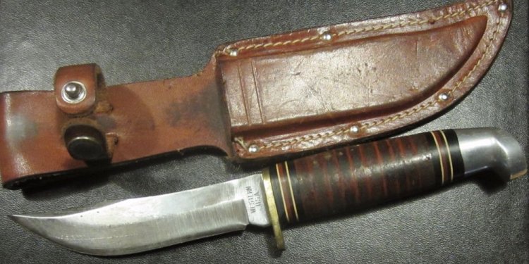 Vintage Hunting Knives