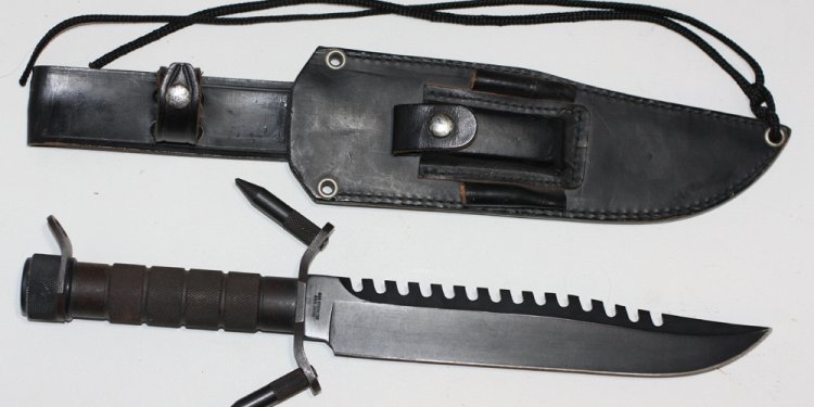 United Cutlery Bushmaster Survival Knife