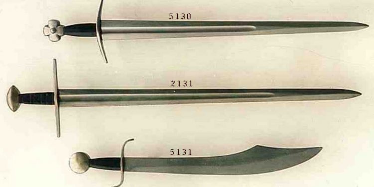 Medieval swords, Swords and