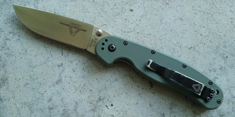 Spyderco Tenacious blade length