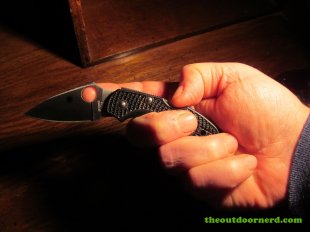 Spyderco Dragonfly 2 FRN Pocket Knife showing one handed close