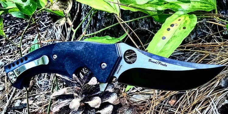 Spyderco two-toned advanced factory folding knife Brend/Pirela Mamba #Spyderco #FactoryMade #TwoToned...