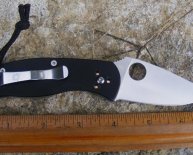 Spyderco Tenacious weight