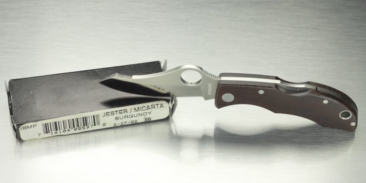 Best place to Spyderco Knives