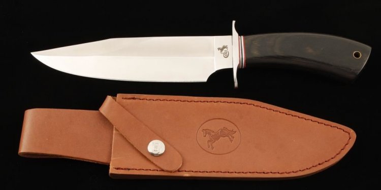 Colt Bowie Knife. Loading zoom