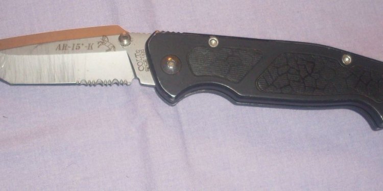 Colt Folding Knife