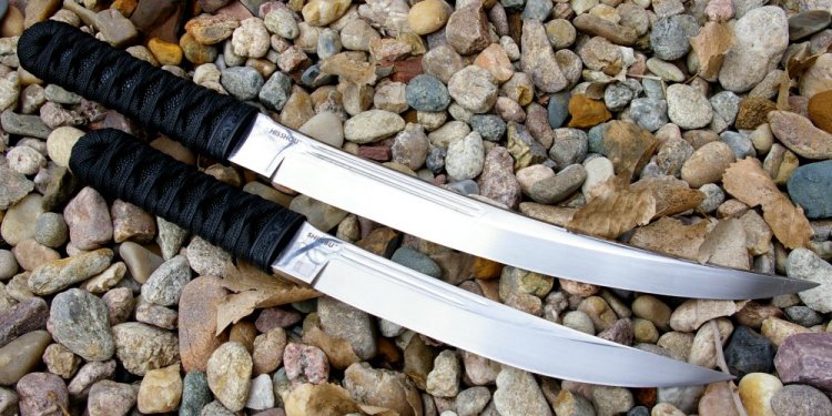 Full tang short Sword