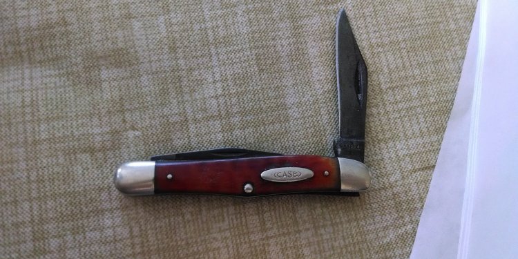 Dating Case Pocket Knives