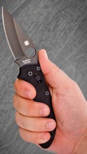 spyderco manix 2 hand