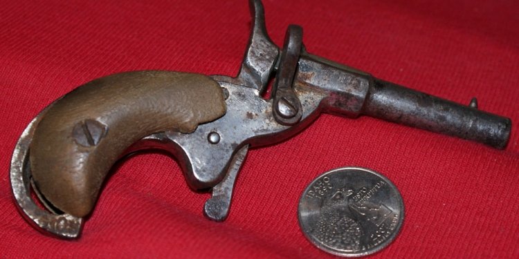 Very old derringer